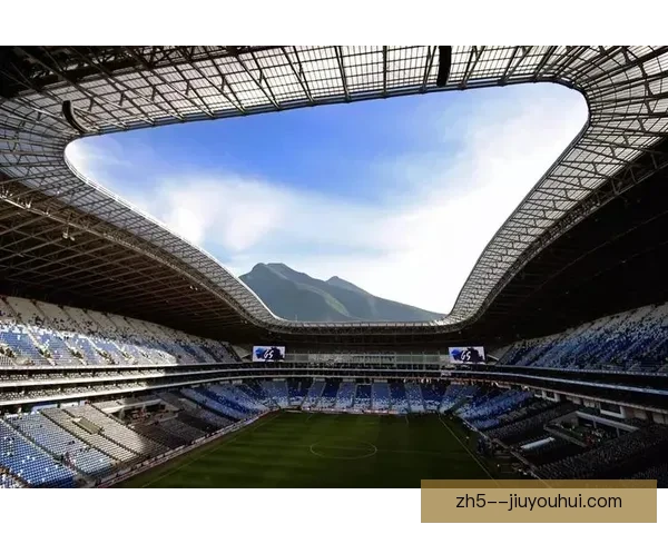 2026世界杯互动屏点燃全球观赛热潮打造沉浸式市体育科技地标